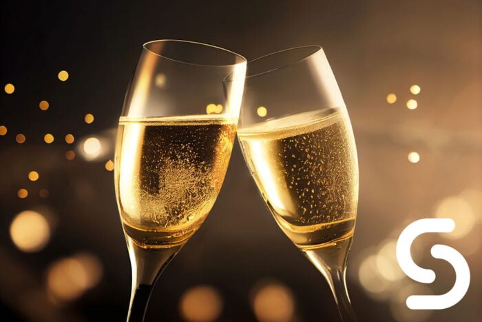 Bubbles 101: The Science Behind Champagne's Effervescence - Smart ...