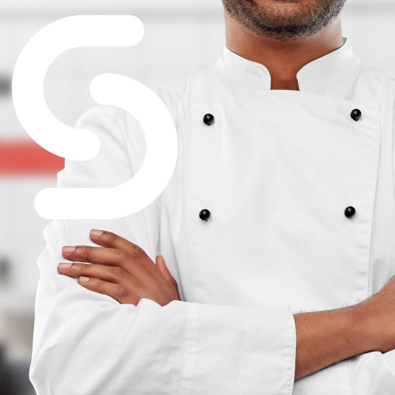 https://www.smartuk.net/wp-content/uploads/2023/08/Chef-Wears-Vital-Role-800x800.jpg