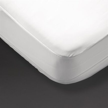 Mitre Comfort Allerzip Smooth Mattress Protector Double