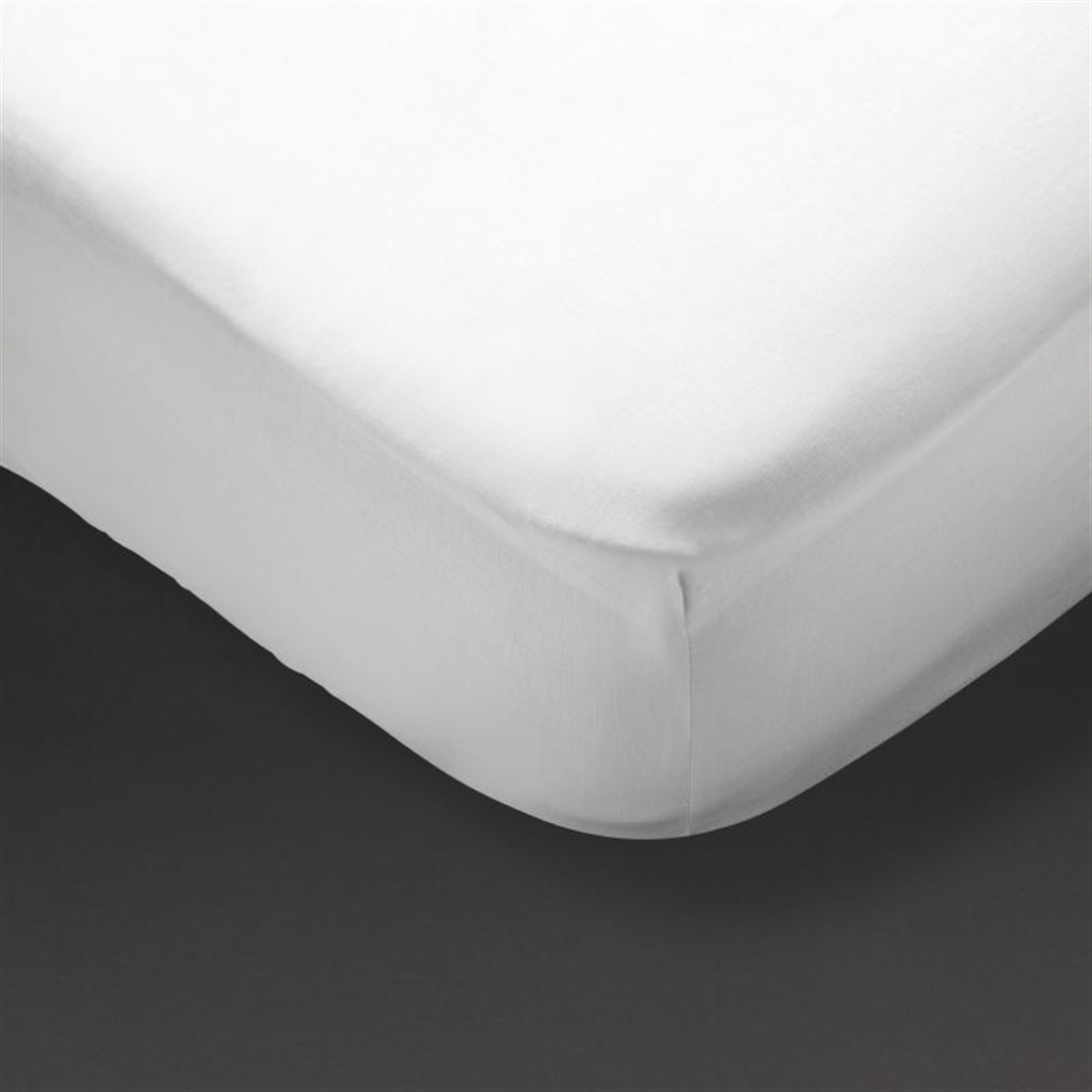 Mitre Essentials Pyramid Fitted Sheet White Double